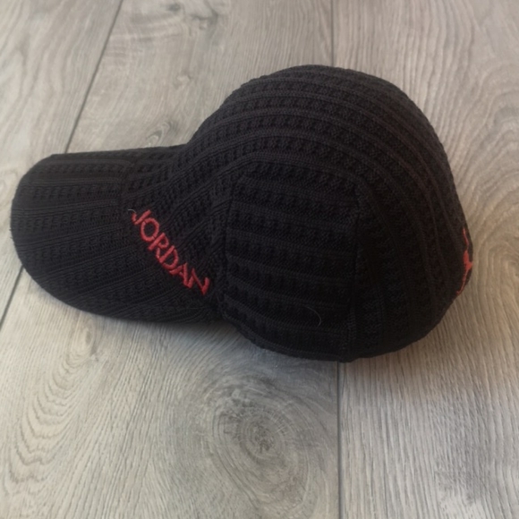 Jordan Knit ball cap size small - Picture 2 of 3